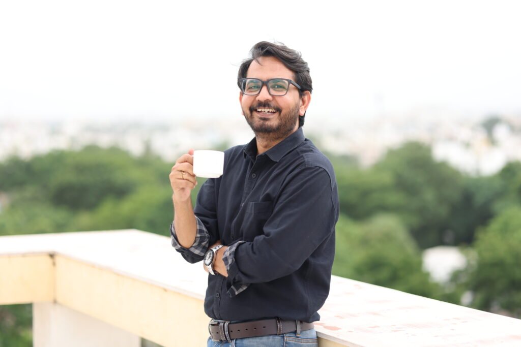 AMIT LANGALIYA (LG FOUNDER & PRINCIPAL DESIGNER)